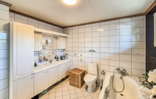 Semesterhus - Bergen , Norge - N20546 702