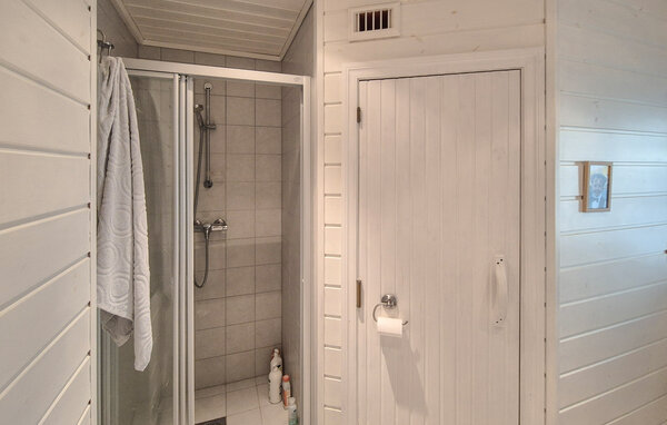 Holiday Home - Eivindvik/Ytre Sogn , Norway - N21123 702