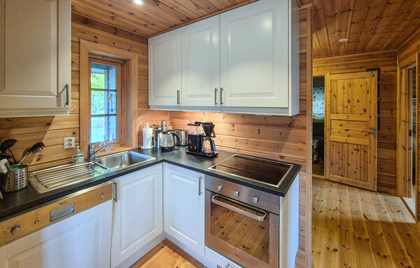 Holiday Home - Eivindvik/Ytre Sogn , Norway - N21123 6