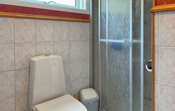 Holiday Home - Florø , Norway - N24114 704