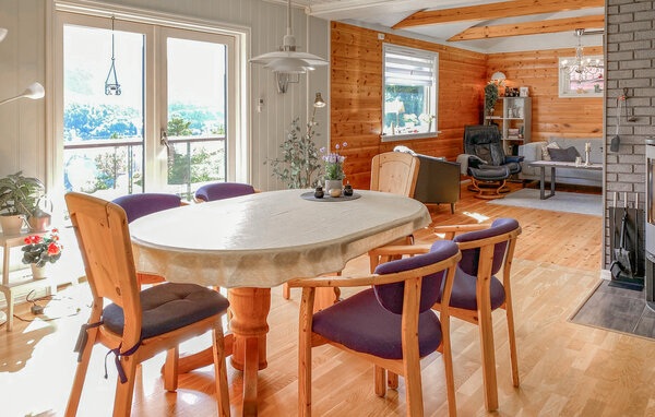 Holiday Home - Florø , Norway - N24114 5