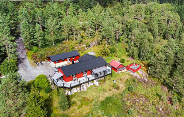 Holiday Home - Florø , Norway - N24114 81