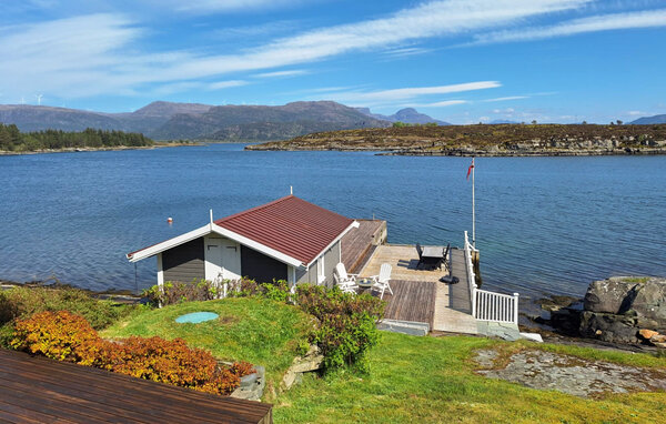 Holiday Home - Tollaksøya/Florø , Norway - N24121 2