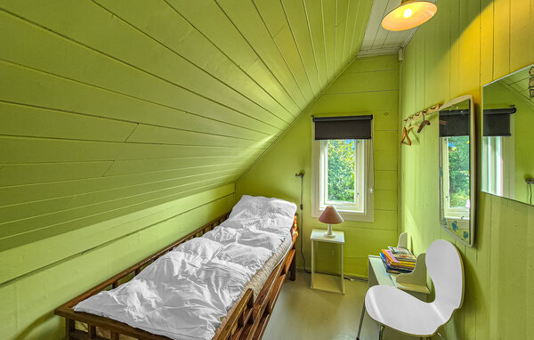 Holiday Home - Holmedal , Norway - N24123 604