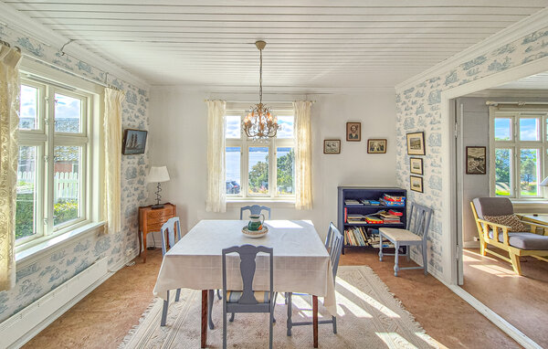 Holiday Home - Holmedal , Norway - N24123 7