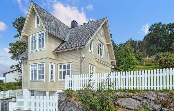 Holiday Home - Holmedal , Norway - N24123 2
