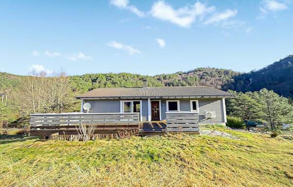 Holiday Home - Kvammen/Askvoll , Norway - N24126 1