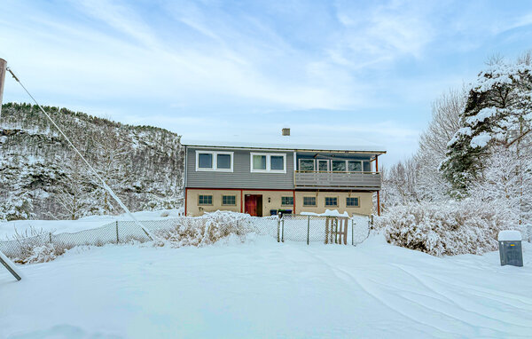 Holiday Home - Kvammen/Askvoll , Norway - N24126 83