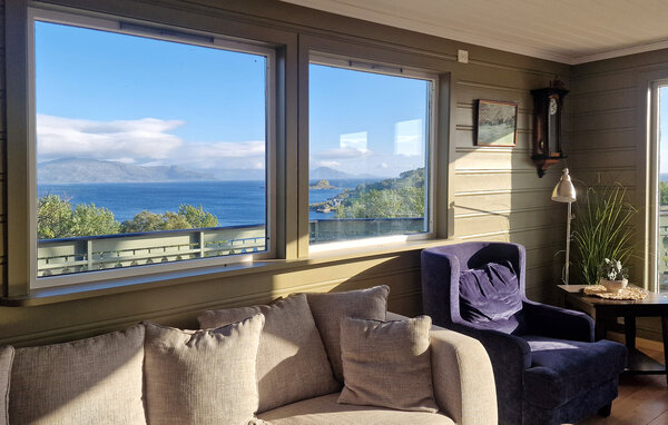 Semesterhus - Tansøy / Florø , Norge - N24130 301