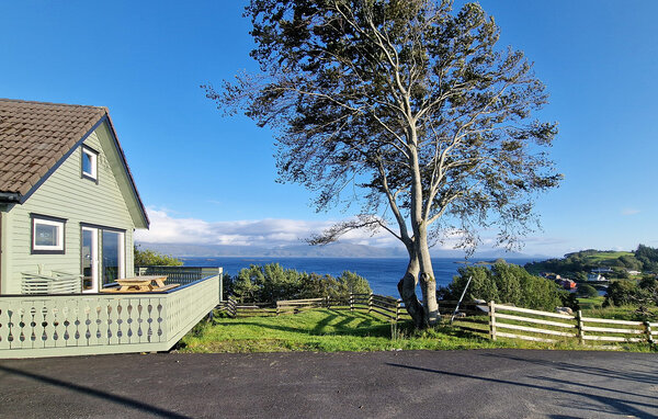Semesterhus - Tansøy / Florø , Norge - N24130 1
