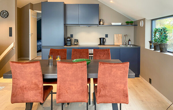 Apartamento - Ulsteinvik , Noruega - N27242 401
