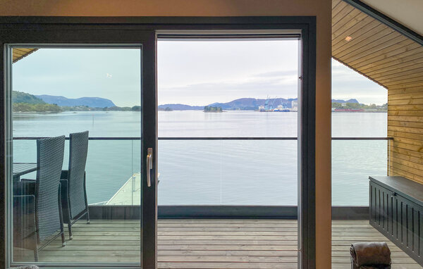 Apartamento - Ulsteinvik , Noruega - N27242 201