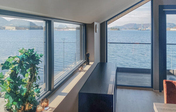 Apartamento - Ulsteinvik , Noruega - N27242 202