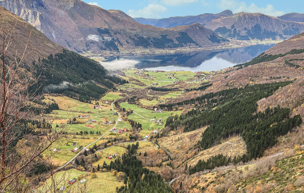 Semesterhus - Syvde , Norge - N27318 901