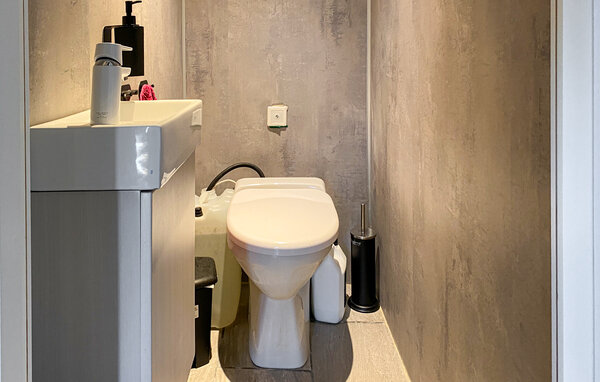 Holiday Home - Skodje/Ålesund , Norway - N27319 704