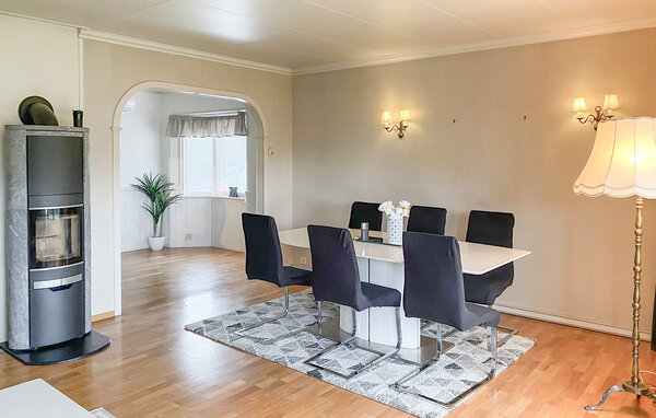 Semesterhus - Ålesund , Norge - N27323 303
