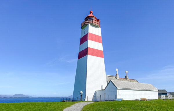 Feriehus - Alnes / Godøya , Norge - N27337 904
