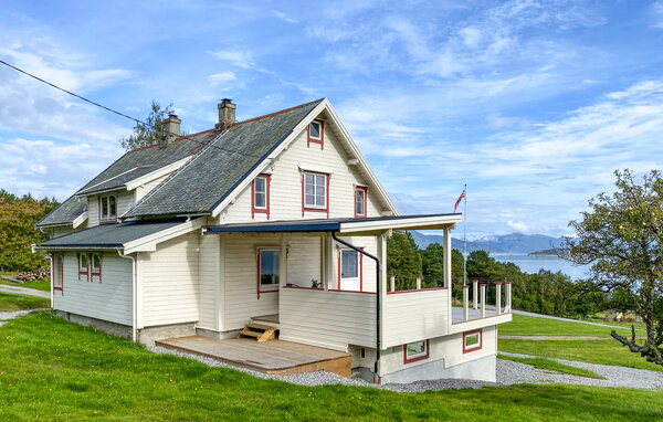 Semesterhus - Fiksdal/Vestnes , Norge - N28182 81