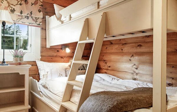 Holiday Home - Fagerfjell , Norway - N33512 603