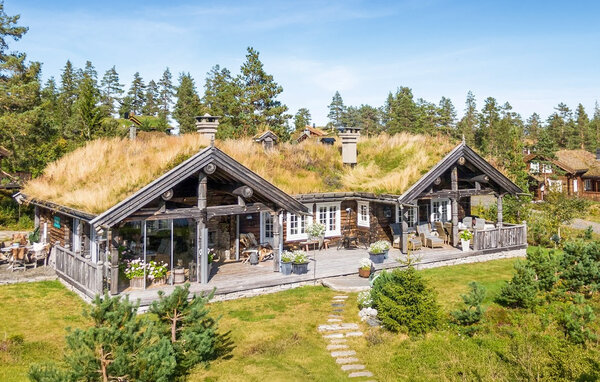 Holiday Home - Fagerfjell , Norway - N33512 1