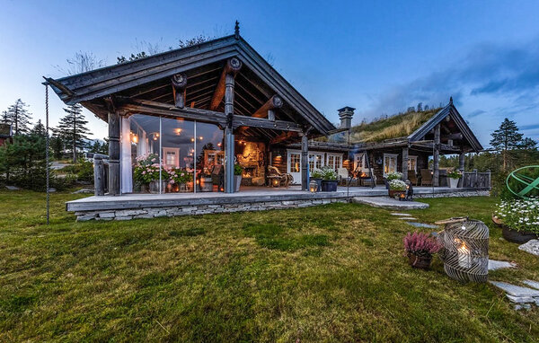 Holiday Home - Fagerfjell , Norway - N33512 85