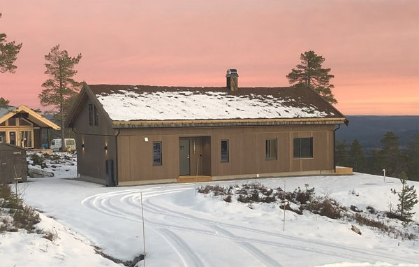 Holiday Home - Vikerfjell , Norway - N37353 81