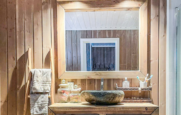Holiday Home - Vikerfjell , Norway - N37397 702