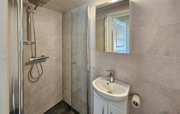 Domy wakacyjne - Svelvik , Norwegia - N37413 701