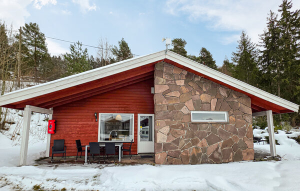 Casa de vacaciones - Utvika Gård og Camping , Noruega - N37451 81