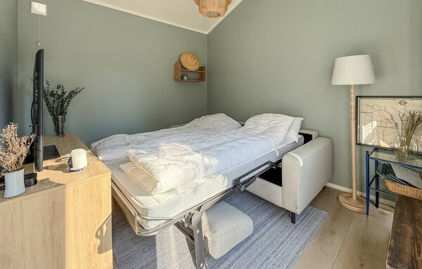 Holiday Home - Gressvik , Norway - N37817 604