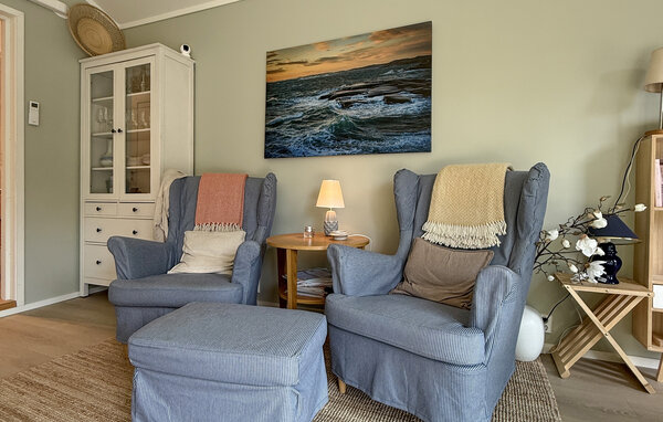 Holiday Home - Gressvik , Norway - N37817 5