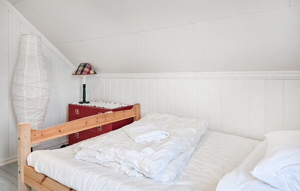 Holiday Home - Sula/Frøya , Norway - N38232 606