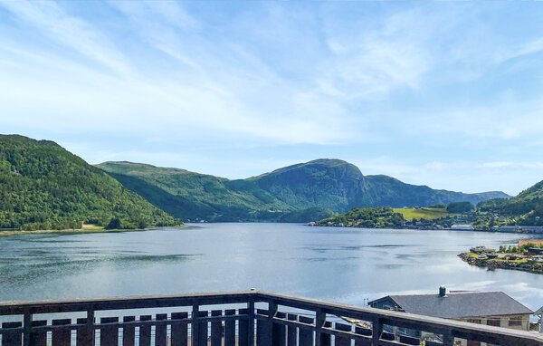 Feriehus - Valsøyfjord , Norge - N38273 201