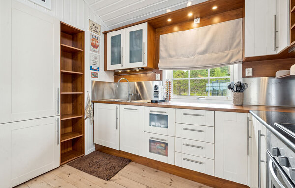 Semesterhus - Lødingen , Norge - N39238 401