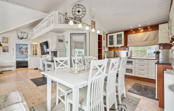 Semesterhus - Lødingen , Norge - N39238 403
