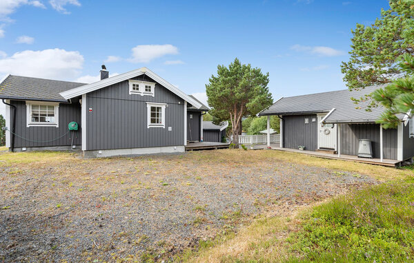 Semesterhus - Lødingen , Norge - N39238 82