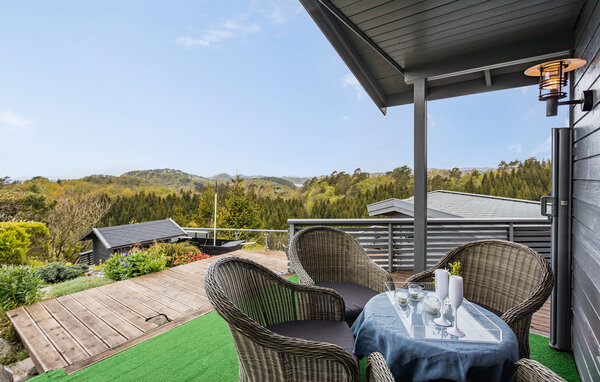 Feriehus - Lyngdal , Norge - NVK239 102