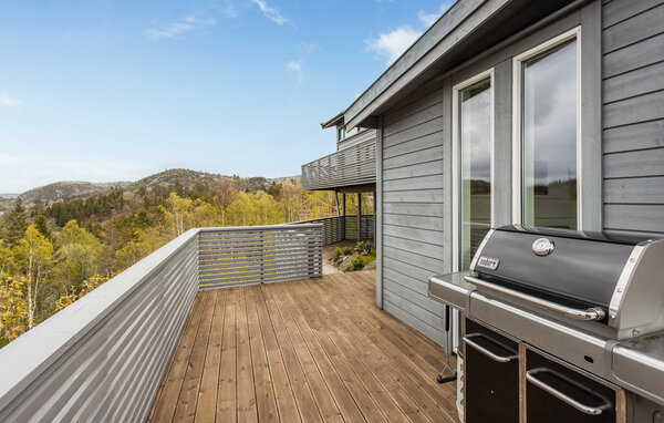 Feriehus - Lyngdal , Norge - NVK239 106