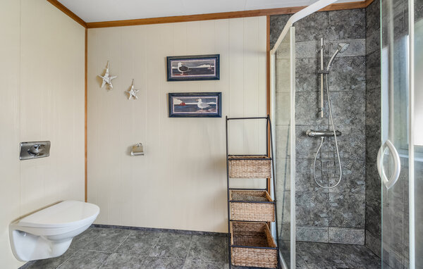 Semesterhus - Lyngdal , Norge - NVK261 702
