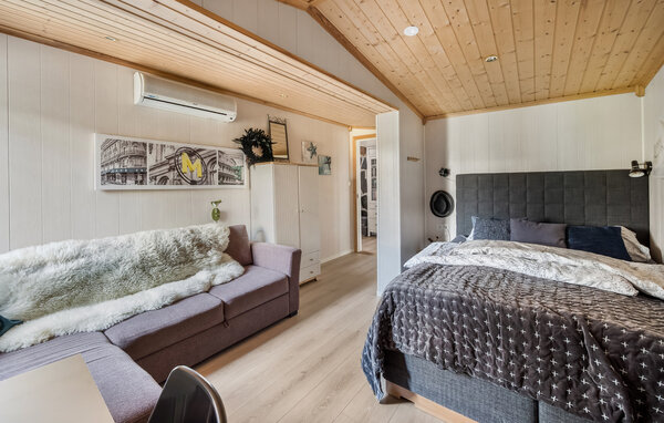 Semesterhus - Lyngdal , Norge - NVK261 602