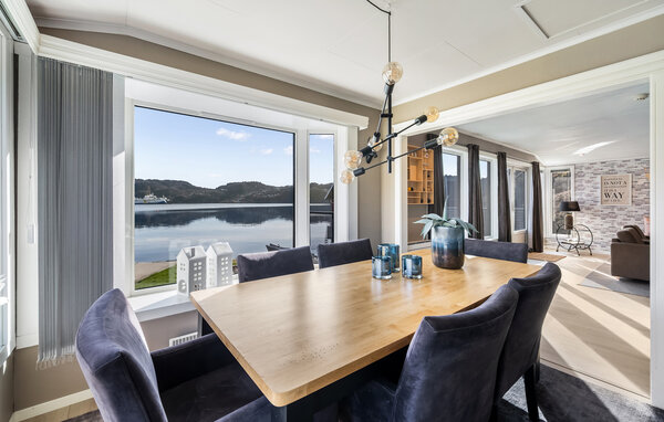 Semesterhus - Lyngdal , Norge - NVK261 6