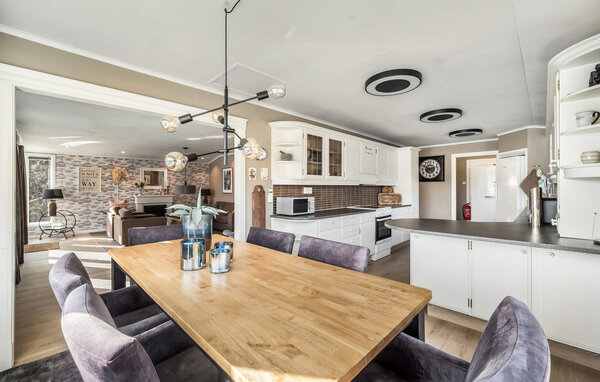Semesterhus - Lyngdal , Norge - NVK261 304