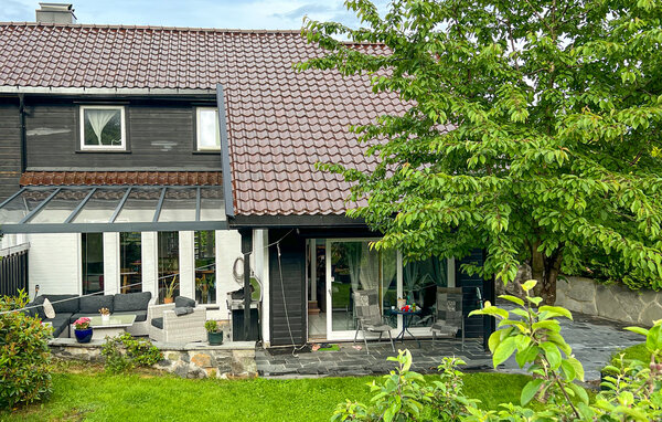 Semesterhus - Kristiansand , Norge - NVK334 103