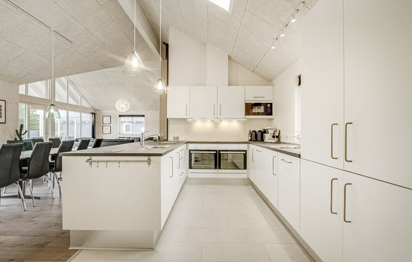 Holiday Home - Blåvand , Denmark - P32943 402