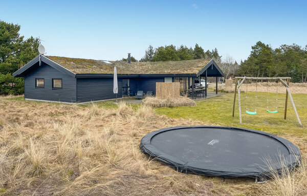 Semesterhus - Blåvand , Danmark - P33033 82