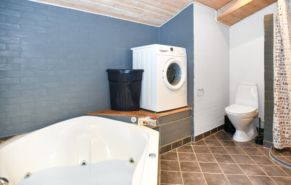 Semesterhus - Vejers Strand , Danmark - P33103 702