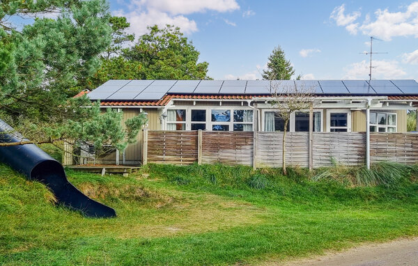 Semesterhus - Vejers Strand , Danmark - P33103 1