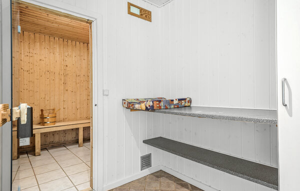 Semesterhus - Houstrup , Danmark - P42731 801