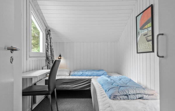 Semesterhus - Houstrup , Danmark - P42731 603