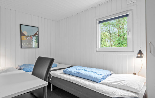 Semesterhus - Houstrup , Danmark - P42731 604